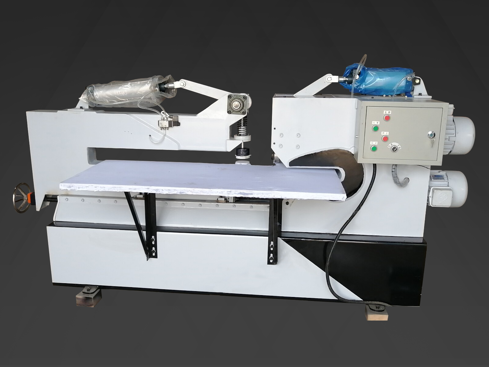 你知道剪圓機的幾個(gè)特點(diǎn)呢？